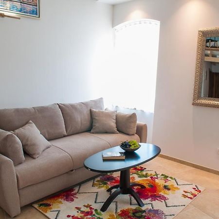 Bazzar Apartments Трогир Екстериор снимка